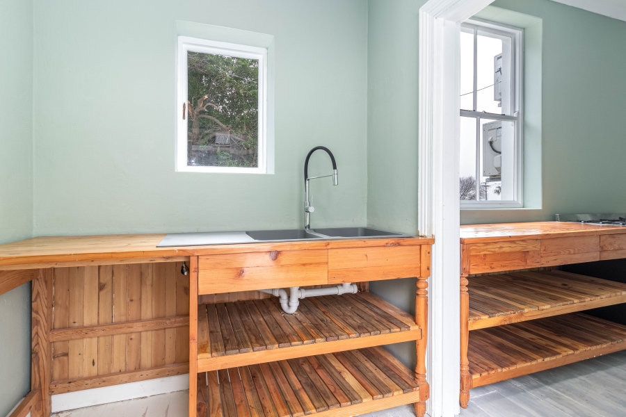 To Let 2 Bedroom Property for Rent in Sea Point Western Cape